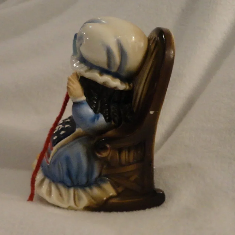 vintage Betsy Ross Fred Roberts Company Music Box - Picture 4 of 8